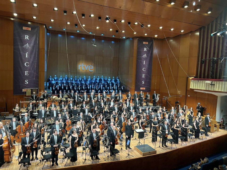 Pablo Gonzlez dirige la Sinfona n 2 de Mahler con la Orquesta Sinfnica y Coro de RTVE