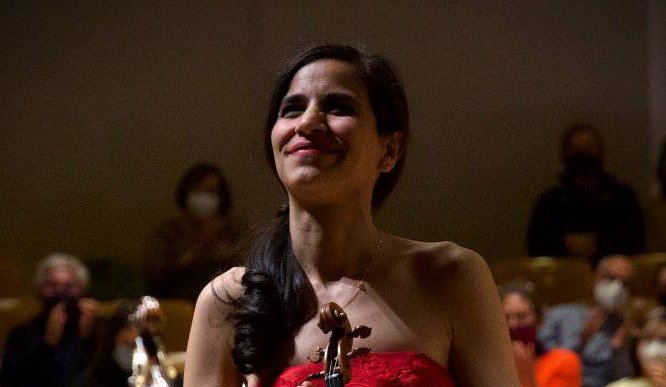 Ana Mara Valderrama con la OCNE