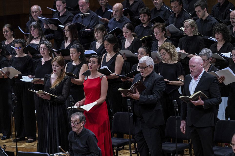 Thierry Fischer dirige la �Novena sinfon�a� de Beethoven con al Sinf�nica de Castilla y Le�n
