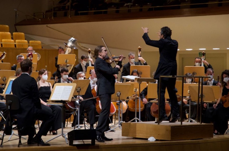 Christian Tetzlaff con la OCNE