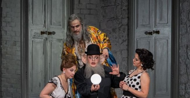 Cos fan tutte en Bolonia