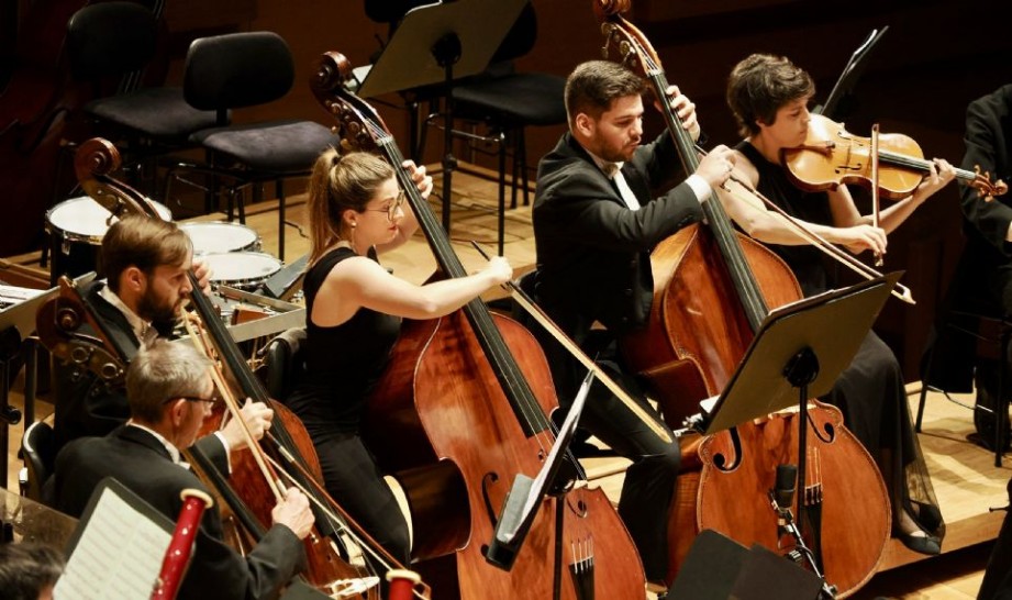 Reportaje: Thierry Fischer dirige obras de Beethoven y Tchaikovsky al frente de la Sinf�nica de Castilla y Le�n