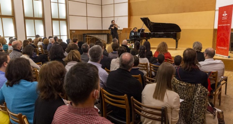 Jes�s Reina y Lyudmil Angelov