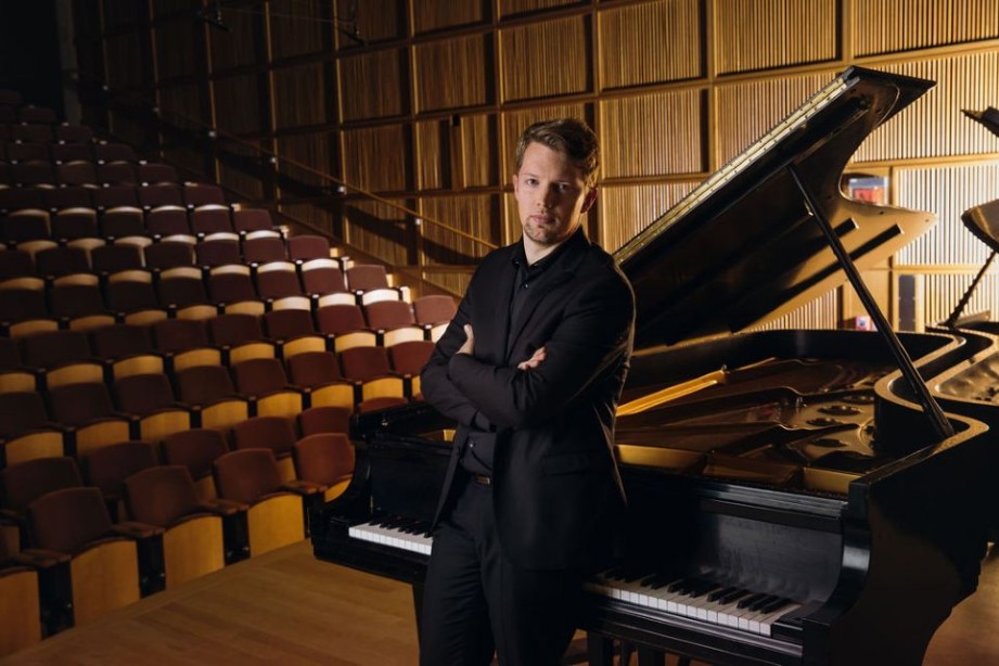 Jos� Ram�n Garc�a