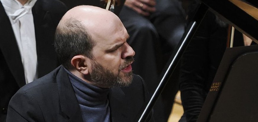 Kirill Gerstein y Thierry Fischer con la Sinfnica de Castilla y Len