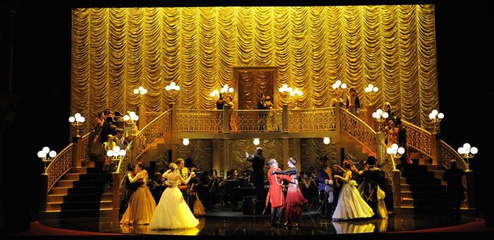 Lluis, Pascual, Miquel, Ortega, Emilio, Sagi, Arriaga, Teatro, Bilbao, Barcelona, Premio, Crtica, Manuel, Fernndez, Caballero, Chateau, Margaux, viejecita, codalario, Aurelio, Seco, Asturias, Campoamor