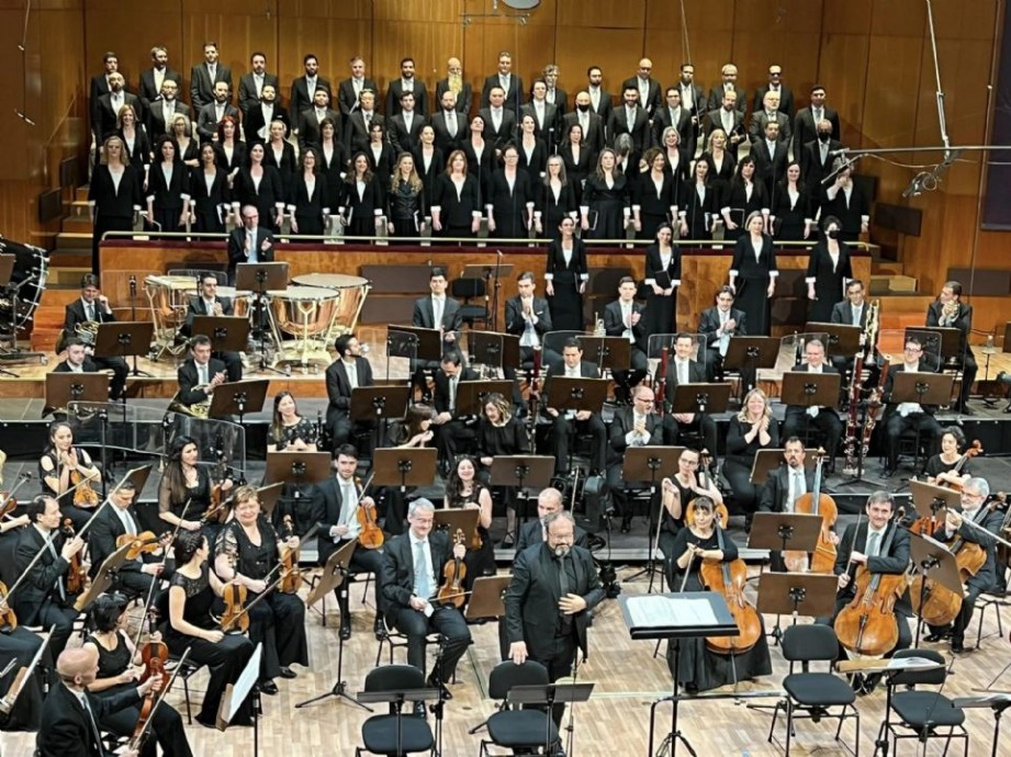 Marco Antonio Garc�a de Paz y la Orquesta y Coro RTVE