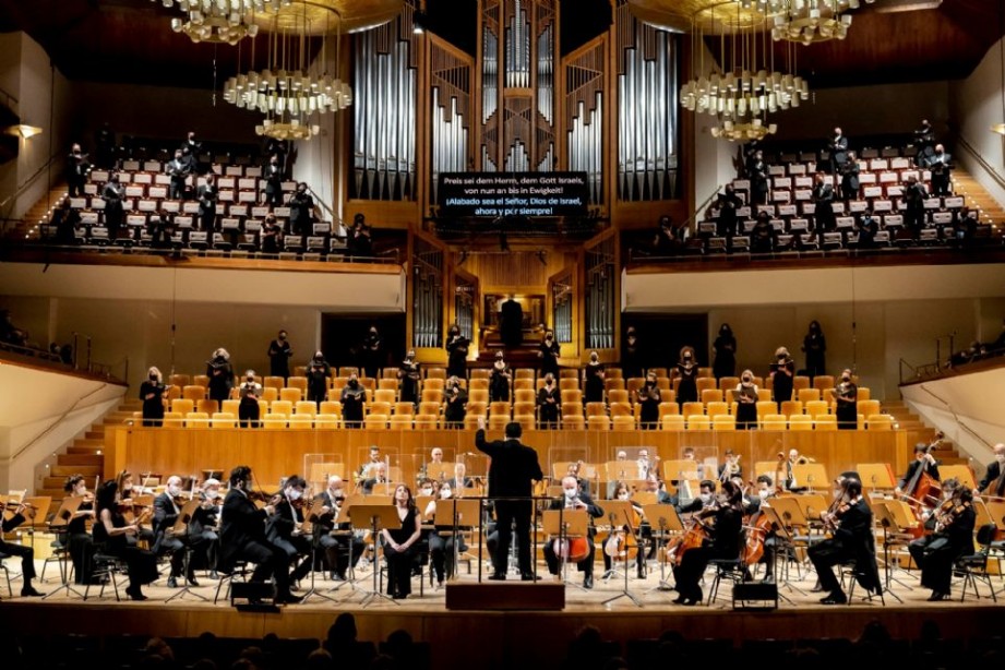 �Hacia la luz� de Jos� Mar�a S�nchez-Verd�