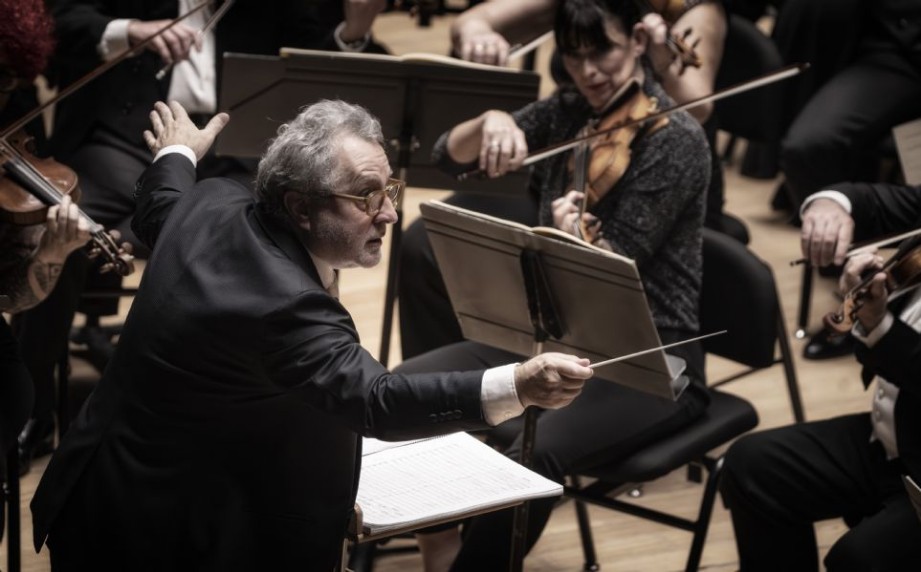 el anillo sin palabras en el Palau de les Arts de Valencia