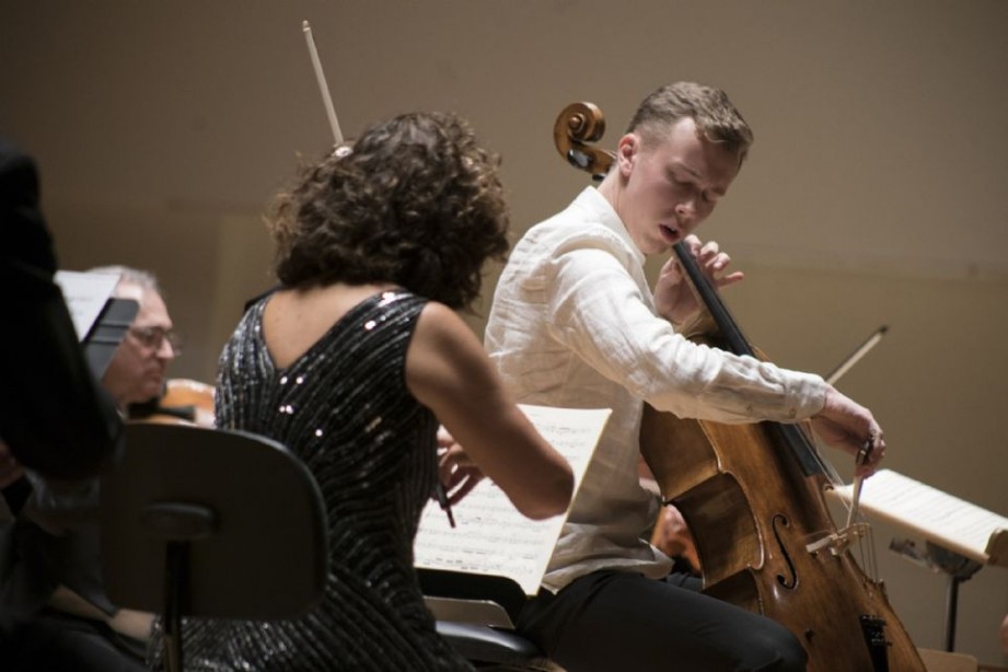 Jonathan Roozeman con la Orquesta de Valencia