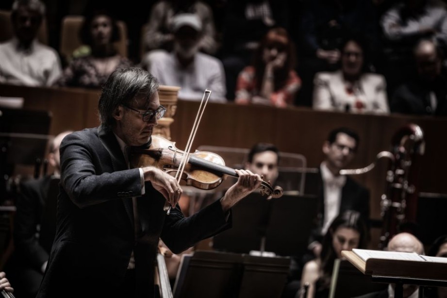 Leonidas Kavakos y Alexander Liebreich con la Orquesta de Valencia