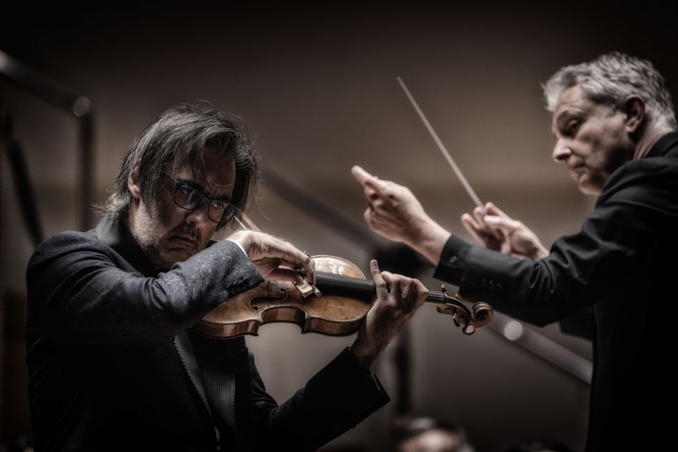 Leonidas Kavakos y Alexander Liebreich con la Orquesta de Valencia