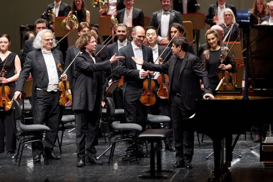 Santtu-Matias Rouvali, Javier Perianes y la Philharmonia Orchestra en el Teatro de la Maestranza