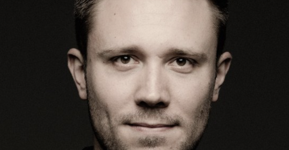 Roberto Gonz�lez Monjas