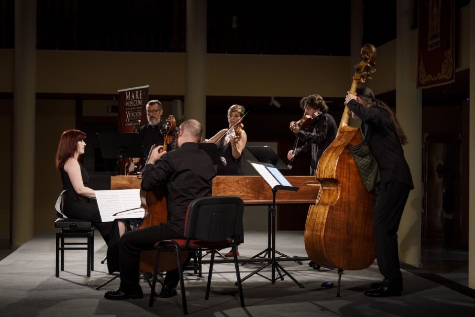 Silvia Mrquez y La Tempestad