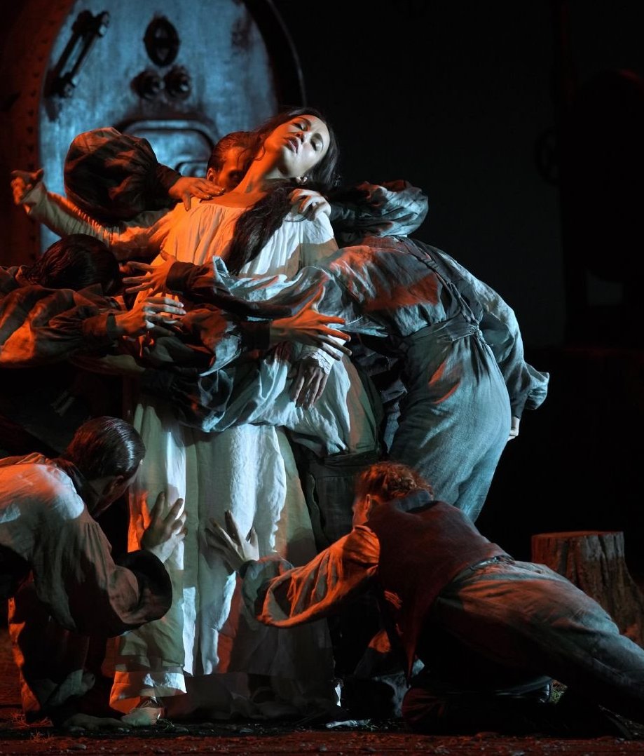 Nadine Sierra en �La sonnambula� en el Teatro Real de Madrid