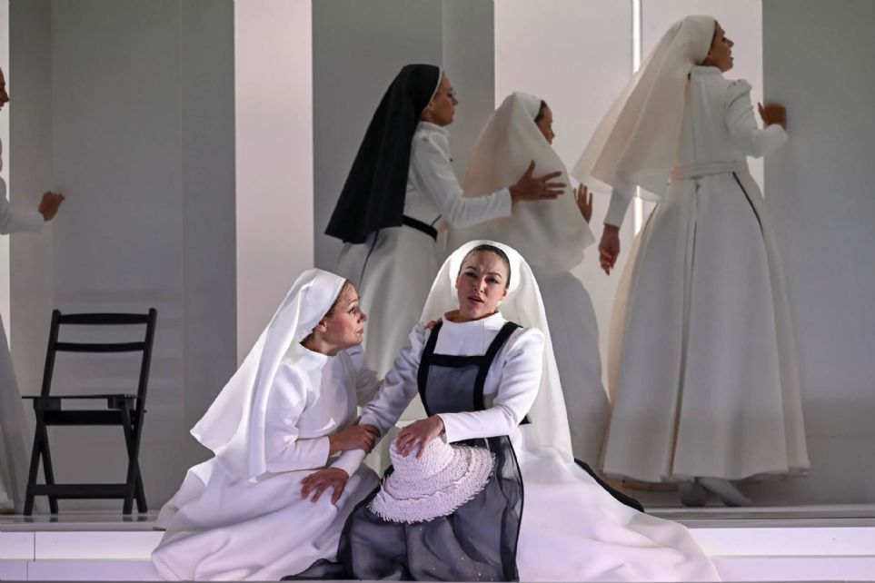 �Suor Angelica� y �Kindertotenlieder� en el Teatro Campoamor de Oviedo