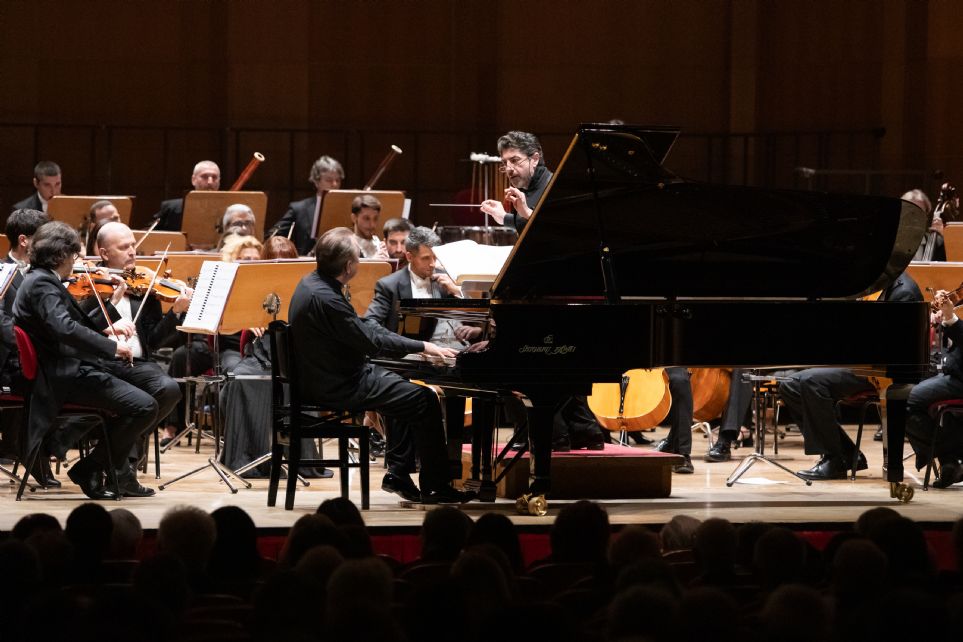 Mikhail Pletnev, con Dian Tchobanov y Chopin en Bolonia