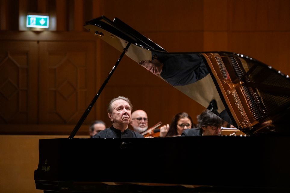 Mikhail Pletnev, con Dian Tchobanov y Chopin en Bolonia