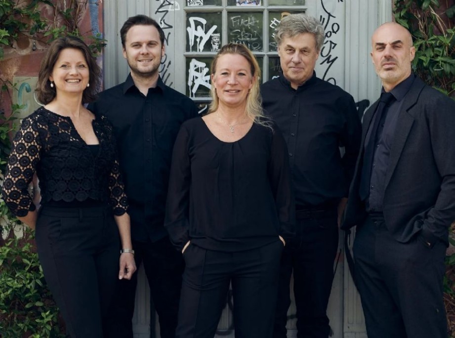 Theatre of Voices, Paul Hillier, CNDM, Arvo P�rt