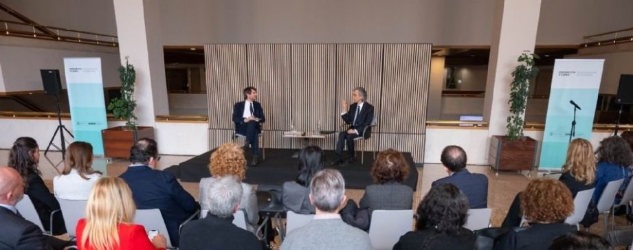 Encuentro entre Ernest Urtasun y Kent Nagano en Madrid