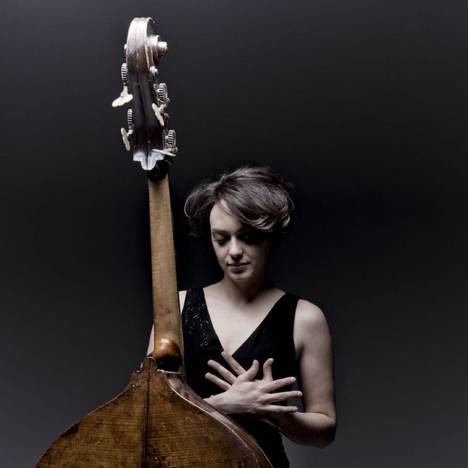 Ux�a Mart�nez Botana