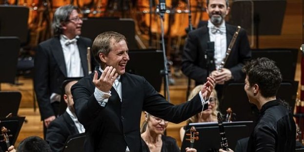 Vasily�Petrenko y Pablo Barrag�n con la Sinf�nica de Castilla y Le�n