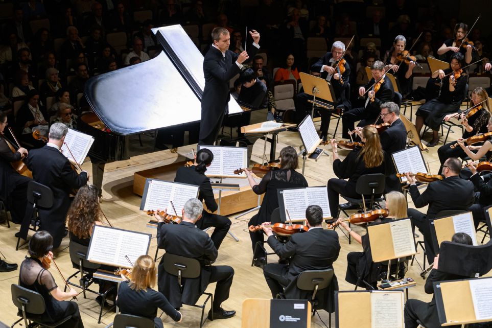 Vasily Petrenko con la Royal Philharmonic en Ibermsica