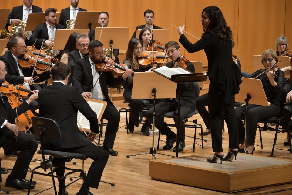 Virginia Mart�nez y la Sinf�nica de la Regi�n de Murcia
