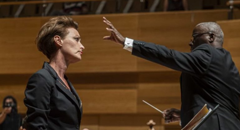 Wayne Marschall con la Sinf�nica de Castilla y Le�n