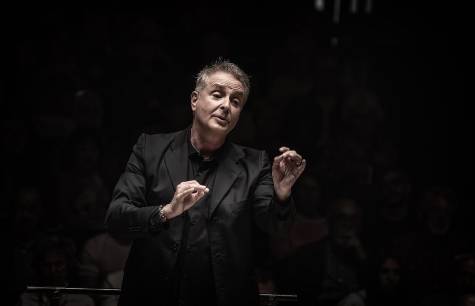 Alexander Liebreich y el D�o Silver-Garburg con la Orquesta de Valencia