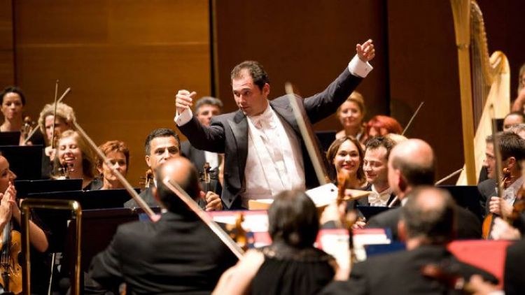 Tugan Sokhiev dirige a la Orquesta Nacional de Capitolio de Toulouse