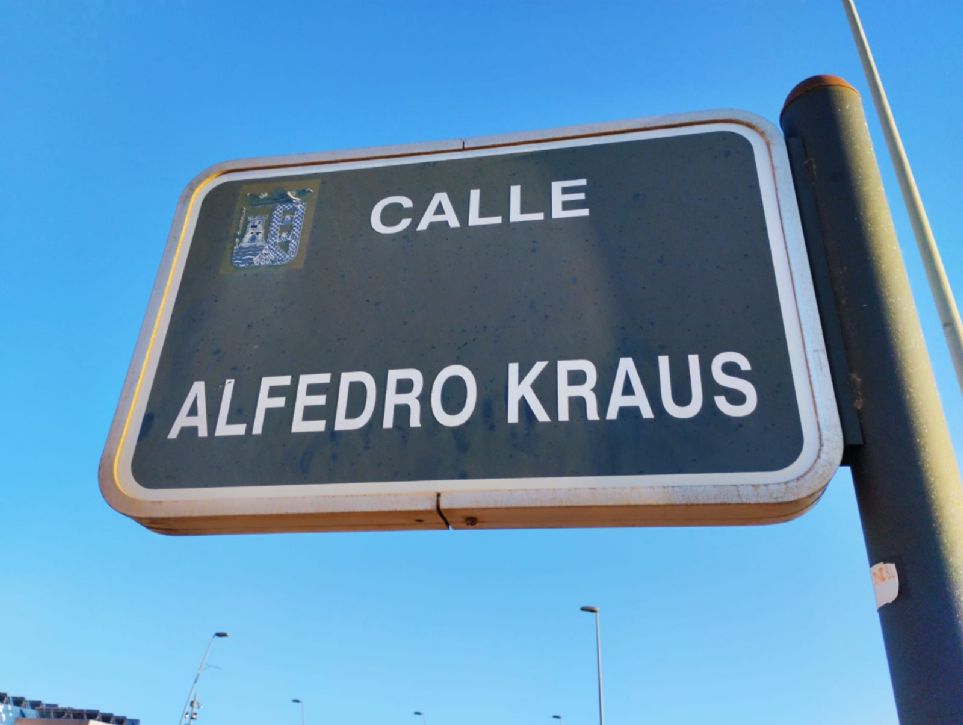 Una calle dedicada a Alfredo Kraus en Torre Pacheco