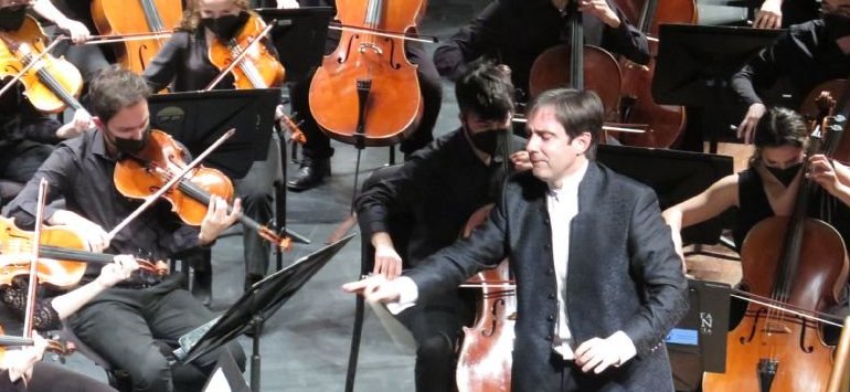 Carlos Domnguez-Nieto con la Joven Orquesta de Andaluca