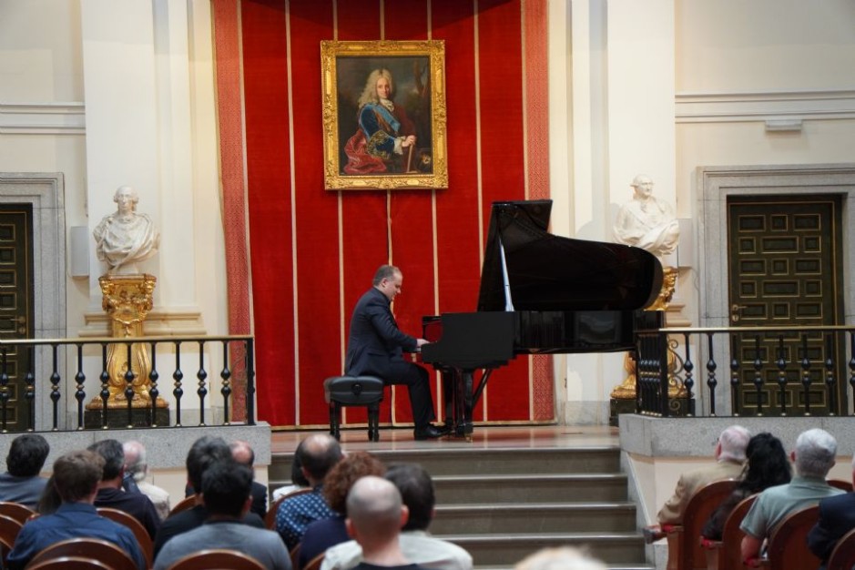 Josu De Solaun presenta su disco sobre Haydn en Madrid