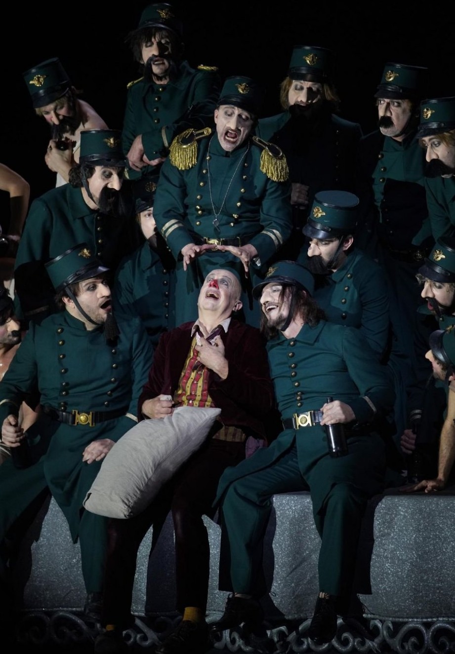 «La nariz» de Shostakóvich en el Teatro Real