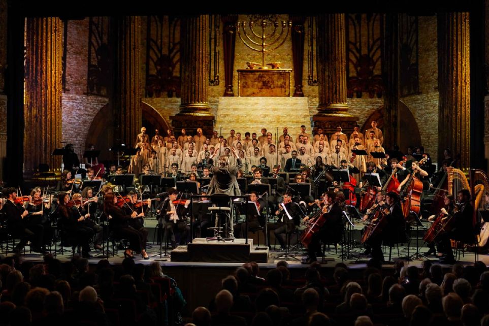 Nabucco de Verdi en el Teatro Alighieri de Ravenna bajo la direccin de Riccardo Muti