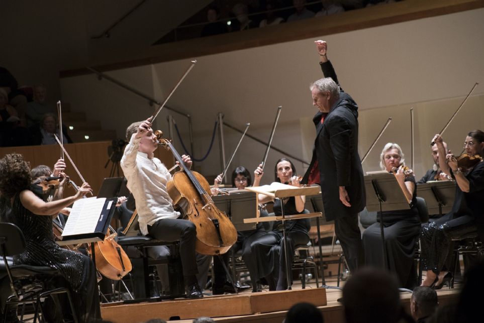 Crítica: Jonathan Roozeman y Alexander Liebreich con la Orquesta de Valencia