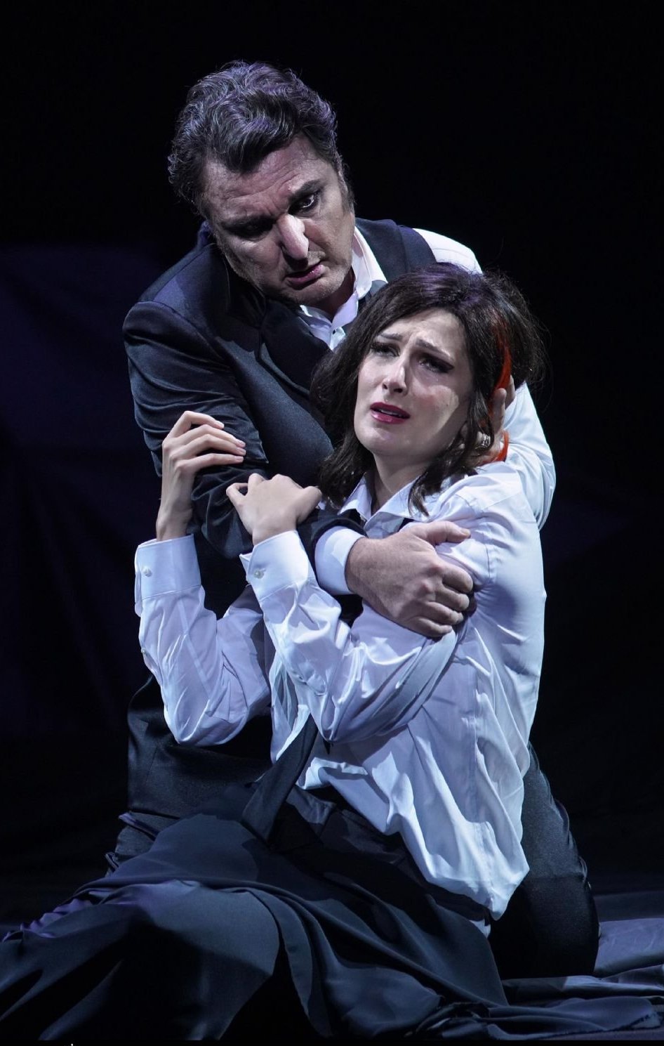 Adela Zaharia (Gilda) y Ludovic Tzier (Rigoletto) en el Rigoletto del Teatro Real