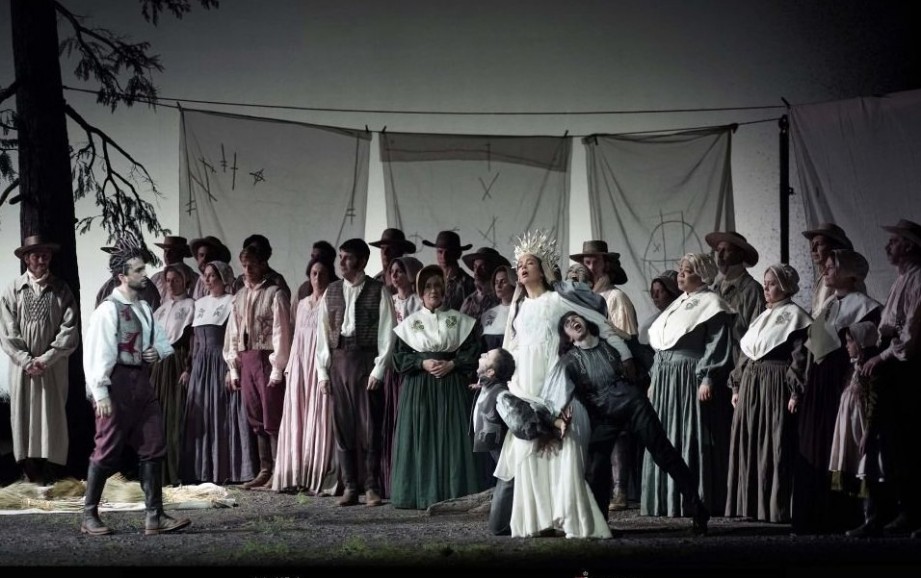 La sonnambula de Bellini en el Teatro Real, con Nadine Sierra y Xabier Anduaga