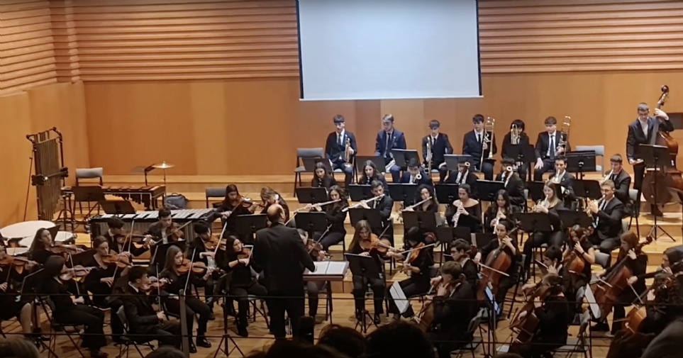 Vicente Chuliá y la Orquesta Sinfónica del Conservatorio Municipal `José Iturbi` de Valencia